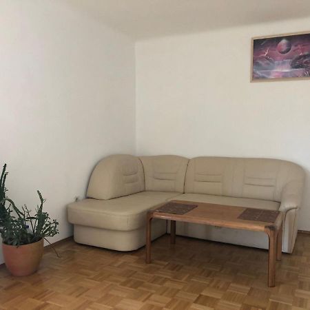A Private Room In A Shared Apartment 维也纳 外观 照片